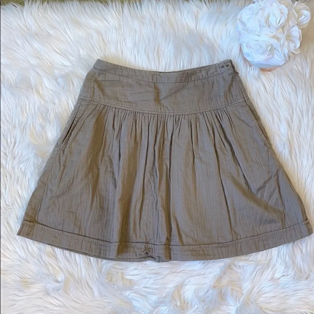 GAP Fit and Flare Brown Mini Skirt with Pockets (Size: 1)